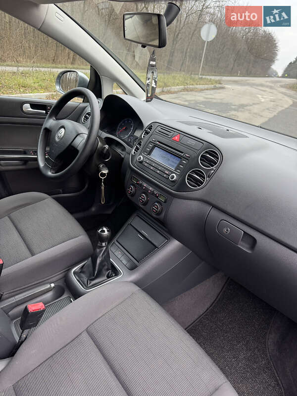 Хетчбек Volkswagen Golf Plus 2006 в Красилові
