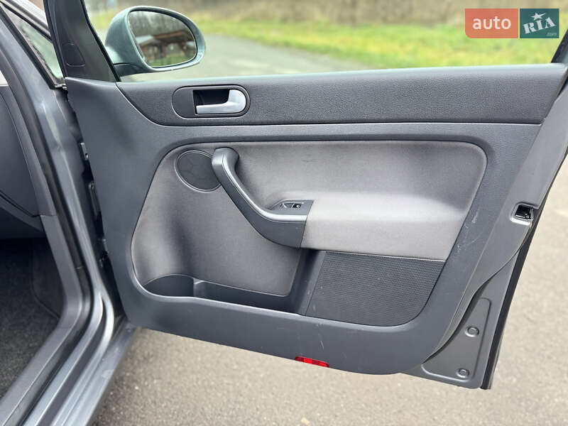 Хетчбек Volkswagen Golf Plus 2006 в Красилові