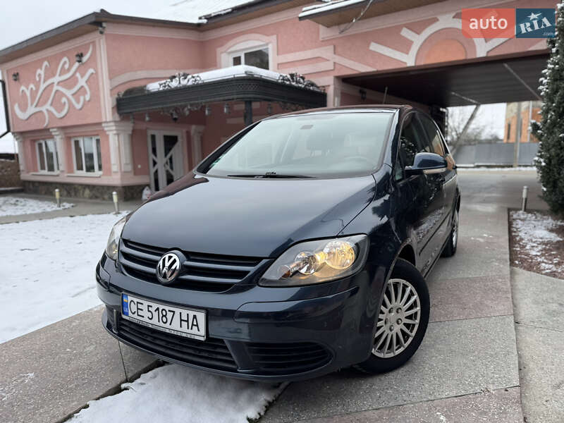 Хетчбек Volkswagen Golf Plus 2005 в Новоселиці