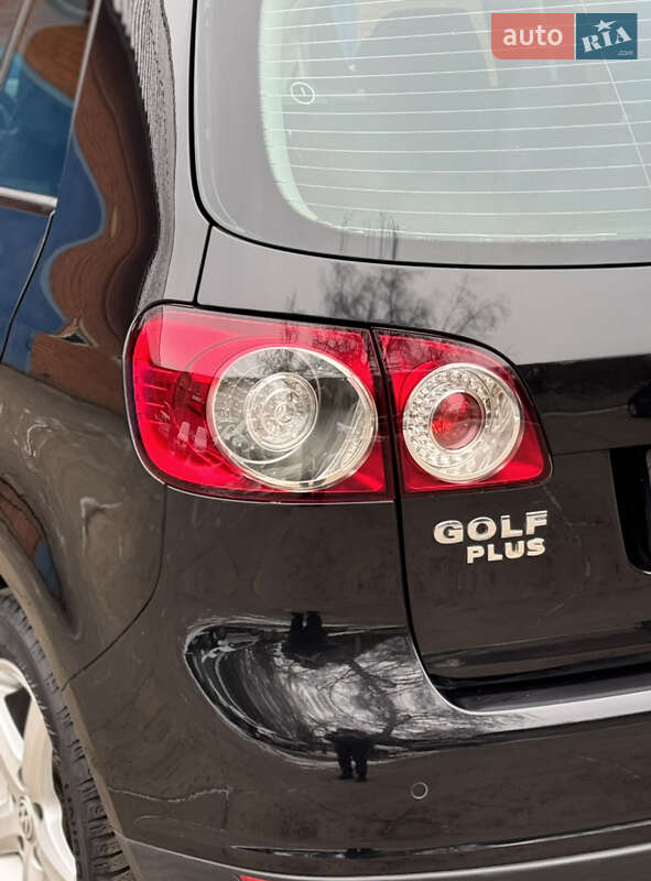 Хетчбек Volkswagen Golf Plus 2008 в Лубнах