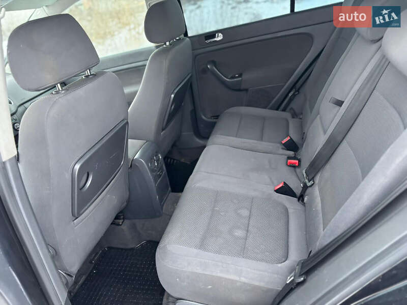 Хетчбек Volkswagen Golf Plus 2006 в Києві