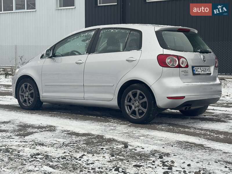 Хетчбек Volkswagen Golf Plus 2009 в Нововолинську