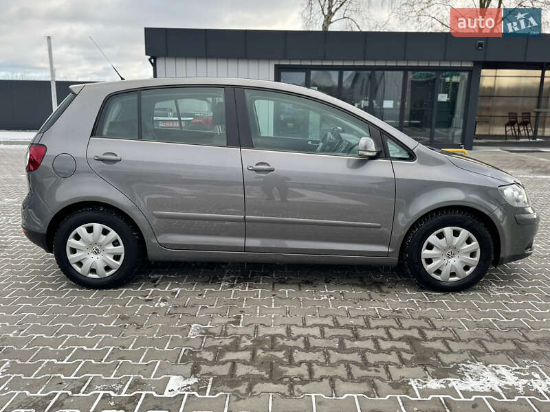 Хетчбек Volkswagen Golf Plus 2007 в Володимирі