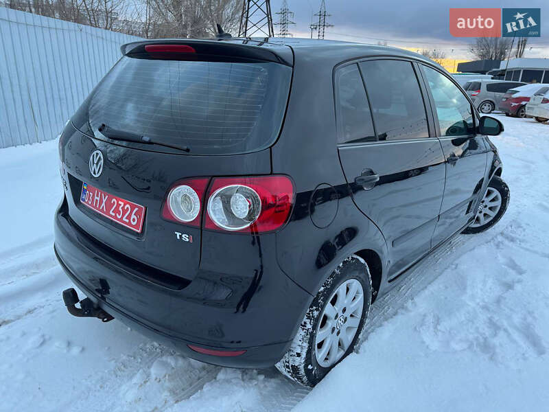 Хетчбек Volkswagen Golf Plus 2008 в Дніпрі