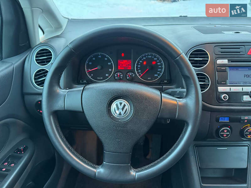 Хетчбек Volkswagen Golf Plus 2008 в Дніпрі