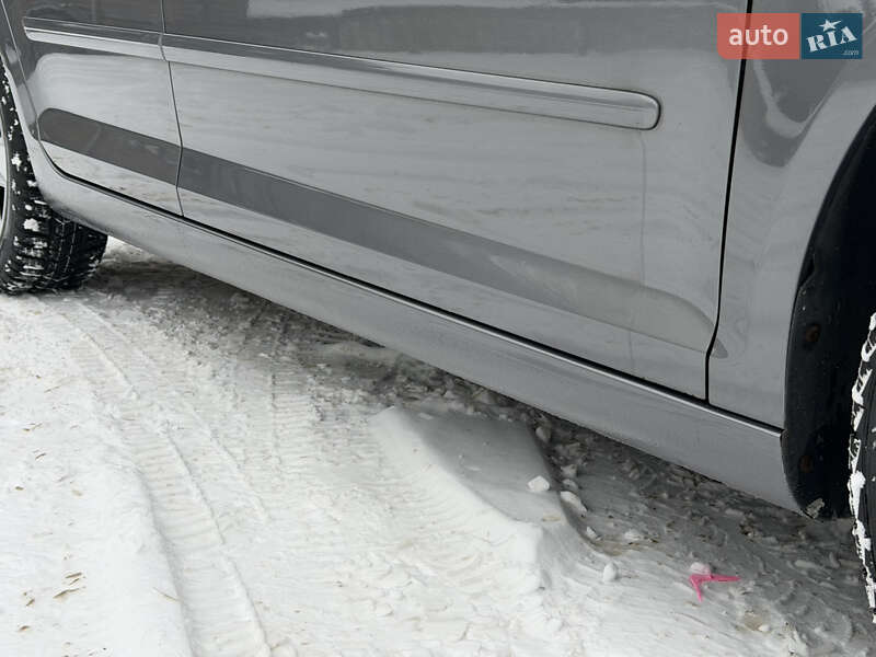 Хетчбек Volkswagen Golf Plus 2009 в Звягелі