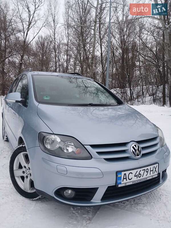 Хетчбек Volkswagen Golf Plus 2008 в Сумах