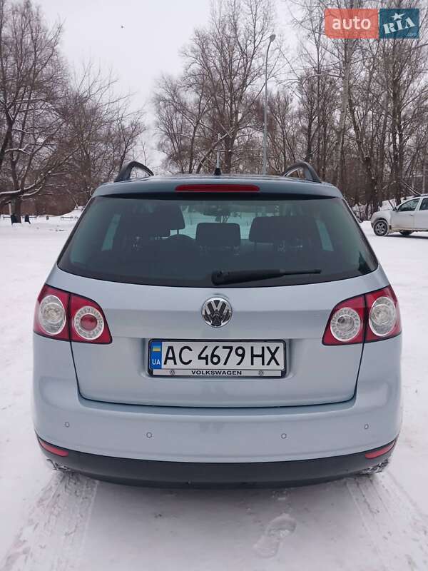 Хетчбек Volkswagen Golf Plus 2008 в Сумах