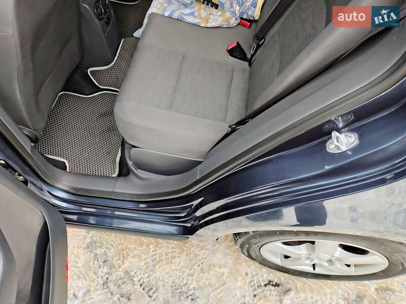 Хэтчбек Volkswagen Golf Plus 2008 в Лубнах