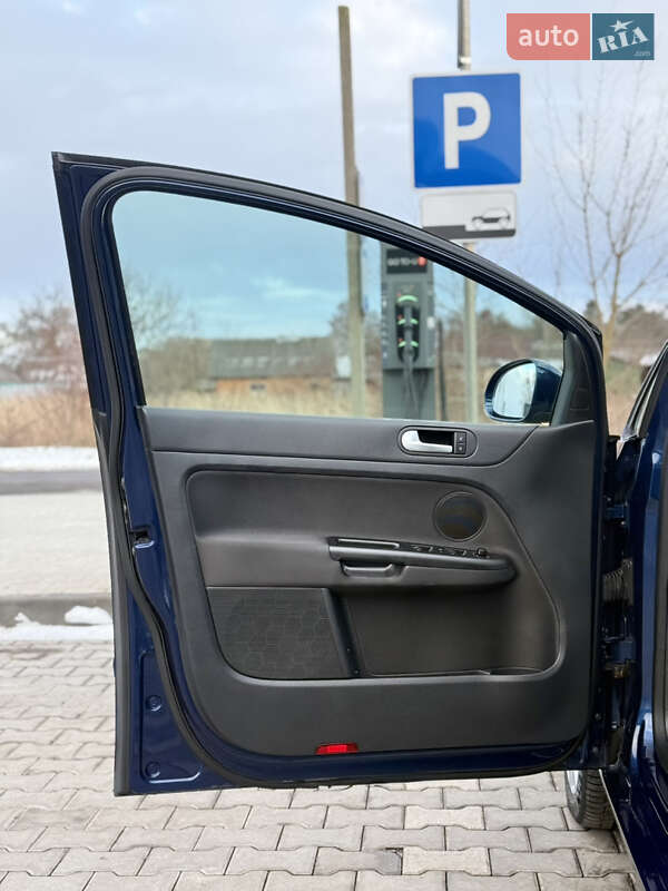 Хэтчбек Volkswagen Golf Plus 2009 в Владимире фото 56 Хэтчбек Volkswagen Golf Plus 2009 в Владимире