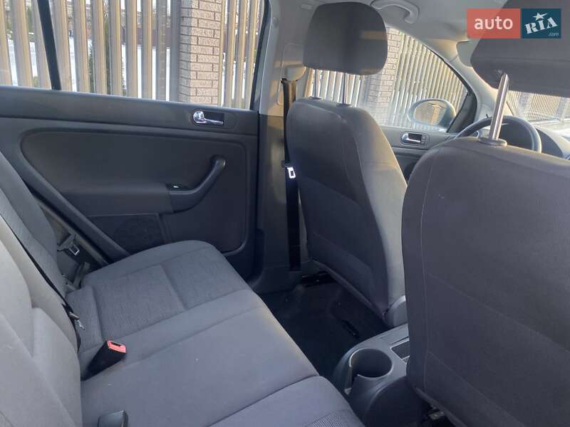 Хэтчбек Volkswagen Golf Plus 2006 в Вознесенске