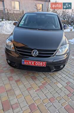 Хэтчбек Volkswagen Golf Plus 2007 в Ровно