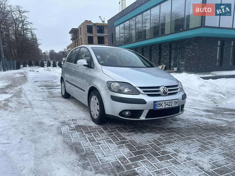 Хетчбек Volkswagen Golf Plus 2007 в Рівному