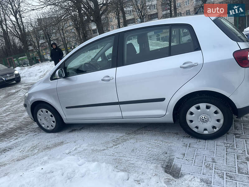 Хетчбек Volkswagen Golf Plus 2007 в Рівному