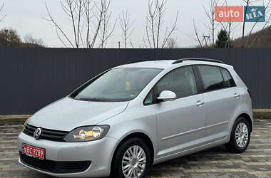 Хэтчбек Volkswagen Golf Plus 2009 в Сваляве