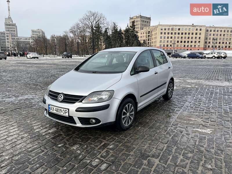 Хэтчбек Volkswagen Golf Plus 2008 в Харькове