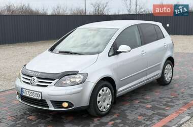 Хэтчбек Volkswagen Golf Plus 2007 в Виноградове