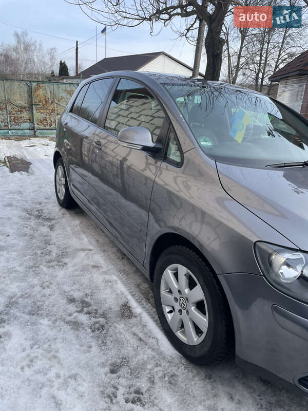 Хэтчбек Volkswagen Golf Plus 2007 в Василькове