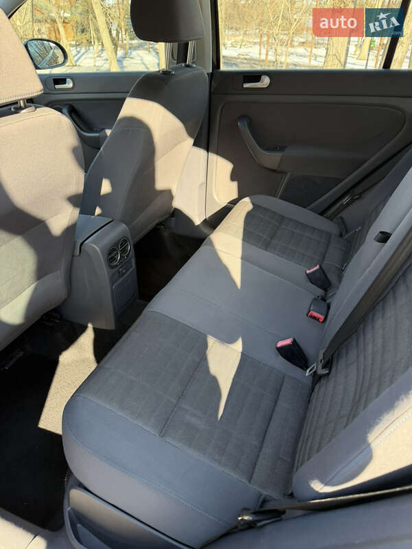 Хэтчбек Volkswagen Golf Plus 2006 в Киеве