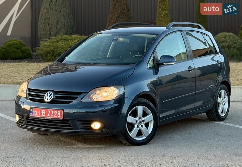 Хэтчбек Volkswagen Golf Plus 2008 в Запорожье
