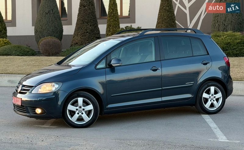 Хэтчбек Volkswagen Golf Plus 2008 в Запорожье