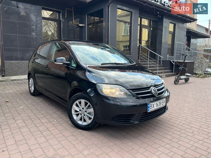 Хэтчбек Volkswagen Golf Plus 2005 в Могилев-Подольске