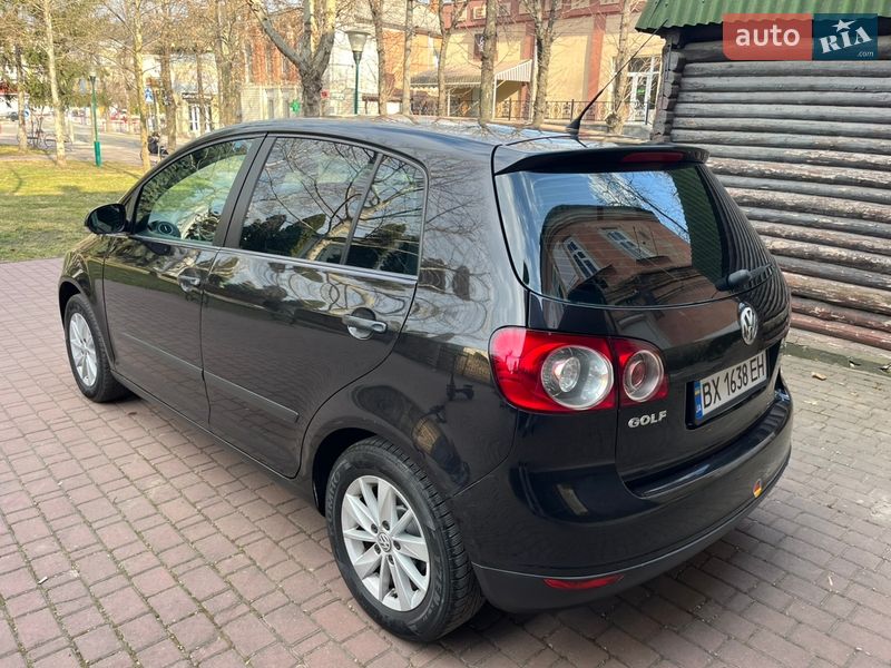 Хэтчбек Volkswagen Golf Plus 2005 в Могилев-Подольске