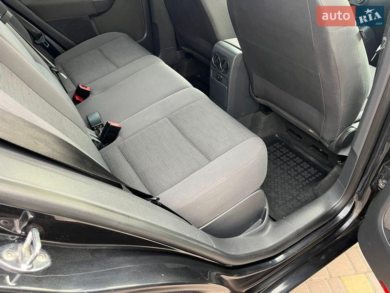 Хэтчбек Volkswagen Golf Plus 2005 в Могилев-Подольске