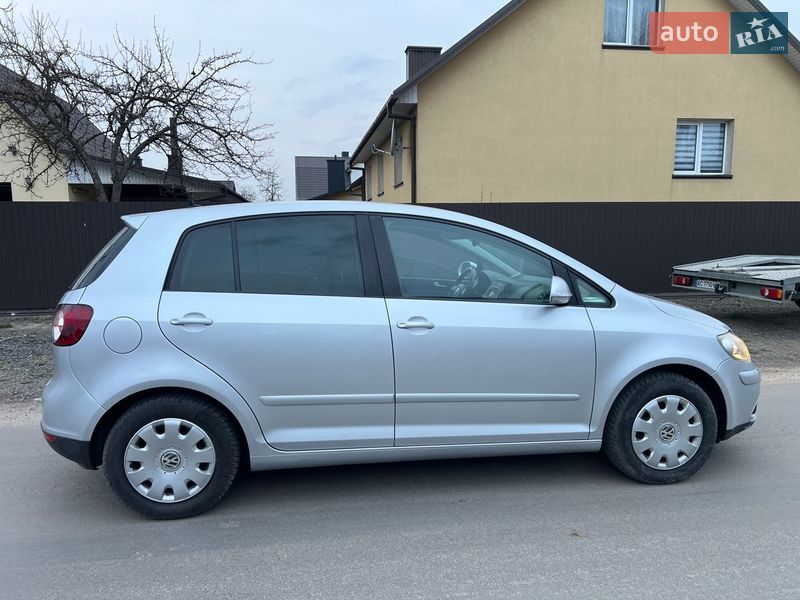 Хэтчбек Volkswagen Golf Plus 2005 в Ковеле