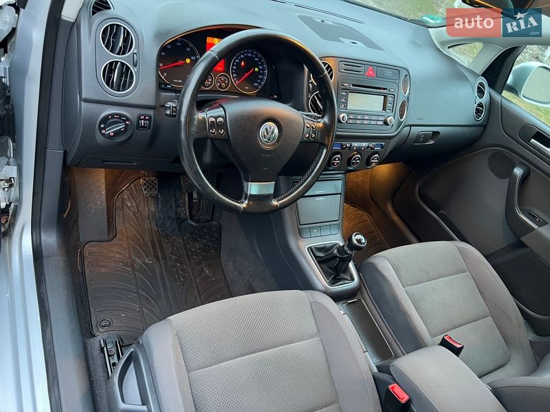 Хэтчбек Volkswagen Golf Plus 2005 в Ковеле