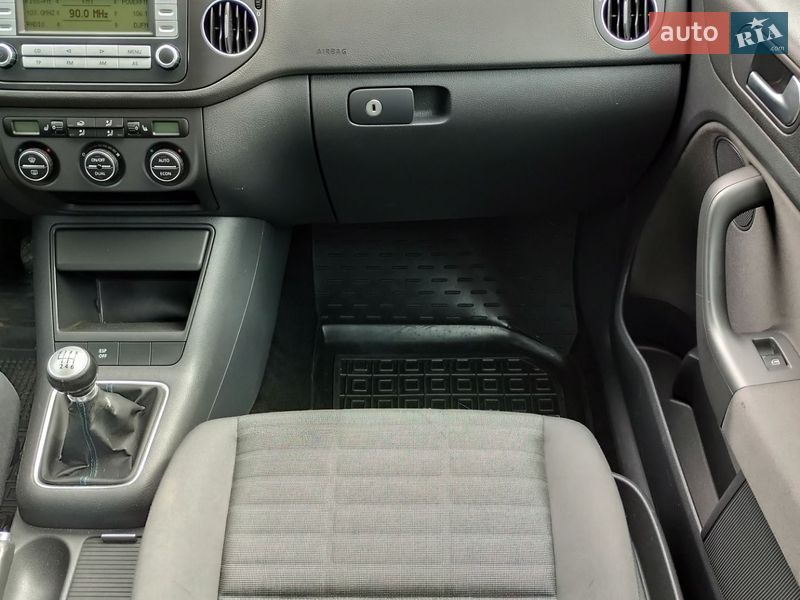 Хэтчбек Volkswagen Golf Plus 2007 в Харькове