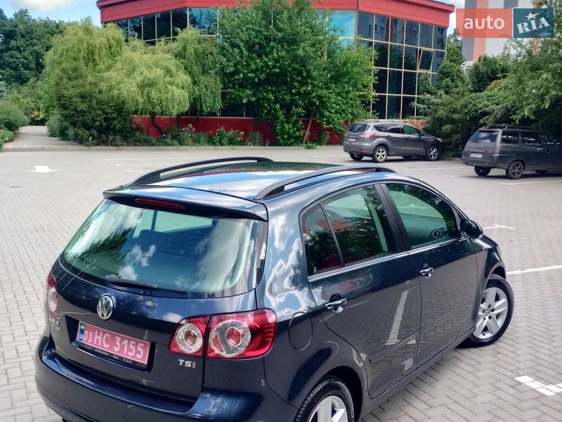 Хэтчбек Volkswagen Golf Plus 2009 в Харькове
