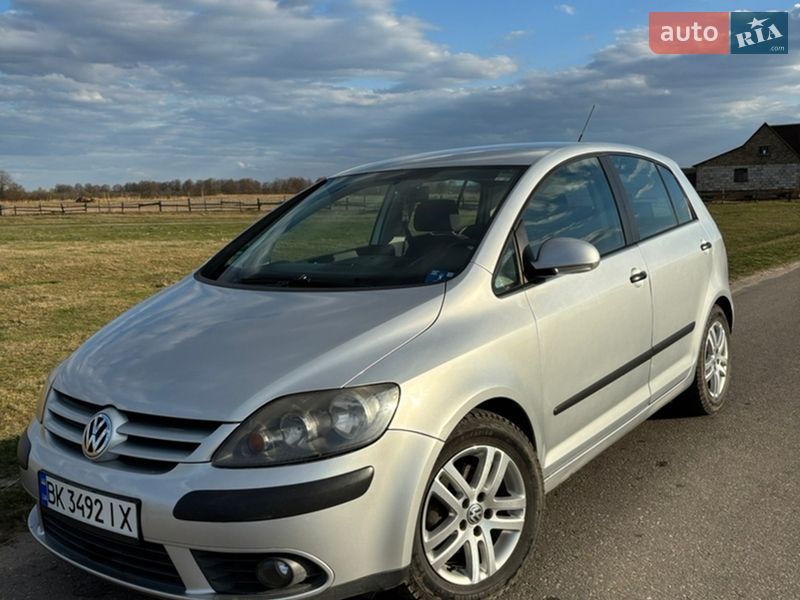 Хэтчбек Volkswagen Golf Plus 2005 в Сарнах