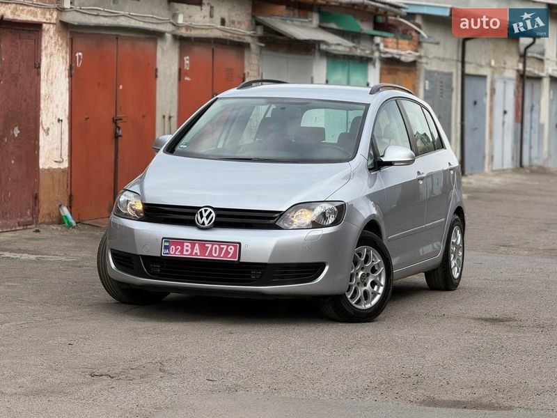 Хэтчбек Volkswagen Golf Plus 2010 в Христиновке