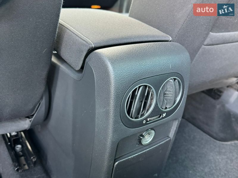 Хэтчбек Volkswagen Golf Plus 2013 в Ровно