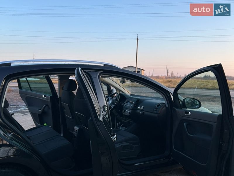 Хетчбек Volkswagen Golf Plus 2012 в Березному