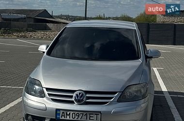 Хэтчбек Volkswagen Golf Plus 2005 в Дубно