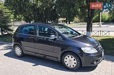 Хэтчбек Volkswagen Golf Plus 2008 в Ужгороде
