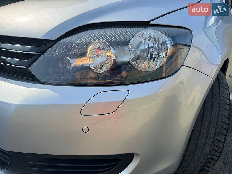 Хетчбек Volkswagen Golf Plus 2009 в Нововолинську