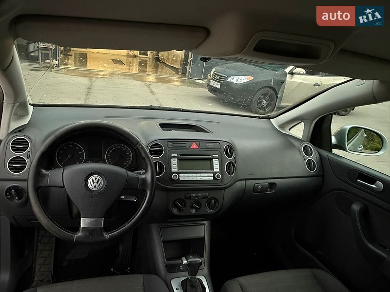 Хэтчбек Volkswagen Golf Plus 2007 в Киеве фото 10 Хэтчбек Volkswagen Golf Plus 2007 в Киеве