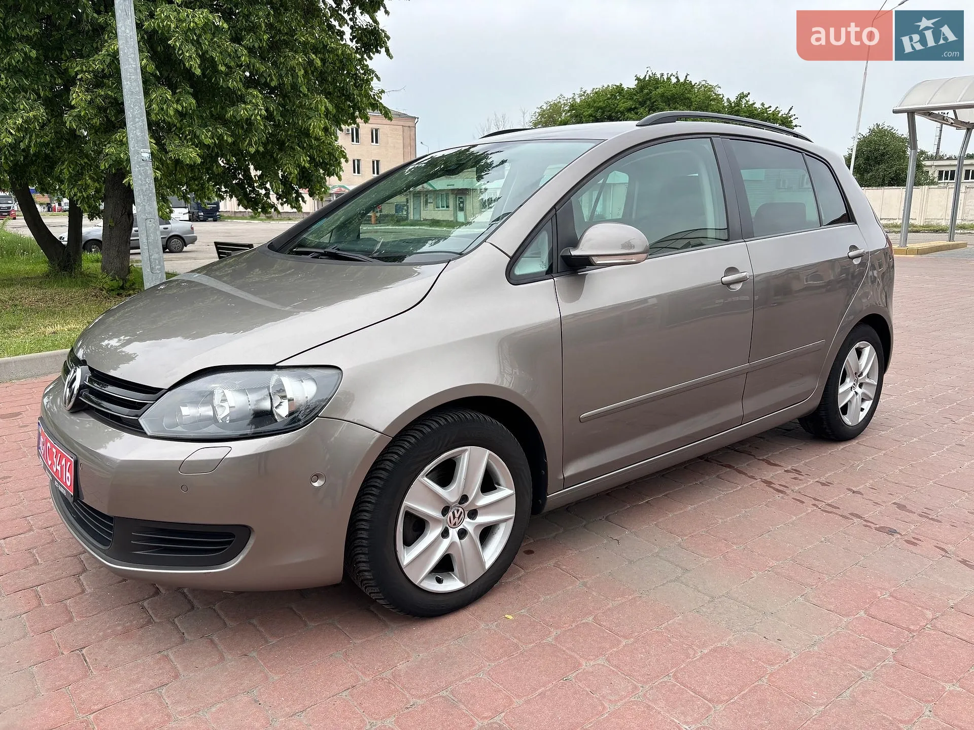 2010 Volkswagen Golf Plus - фото 1