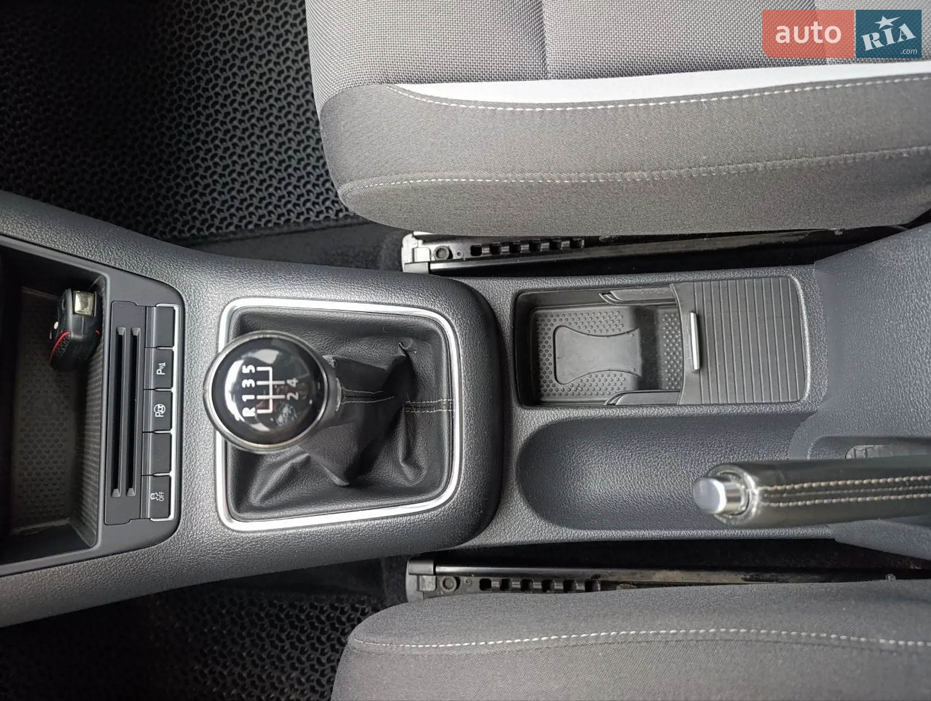 2013 Volkswagen Golf Plus - мініатюра 30