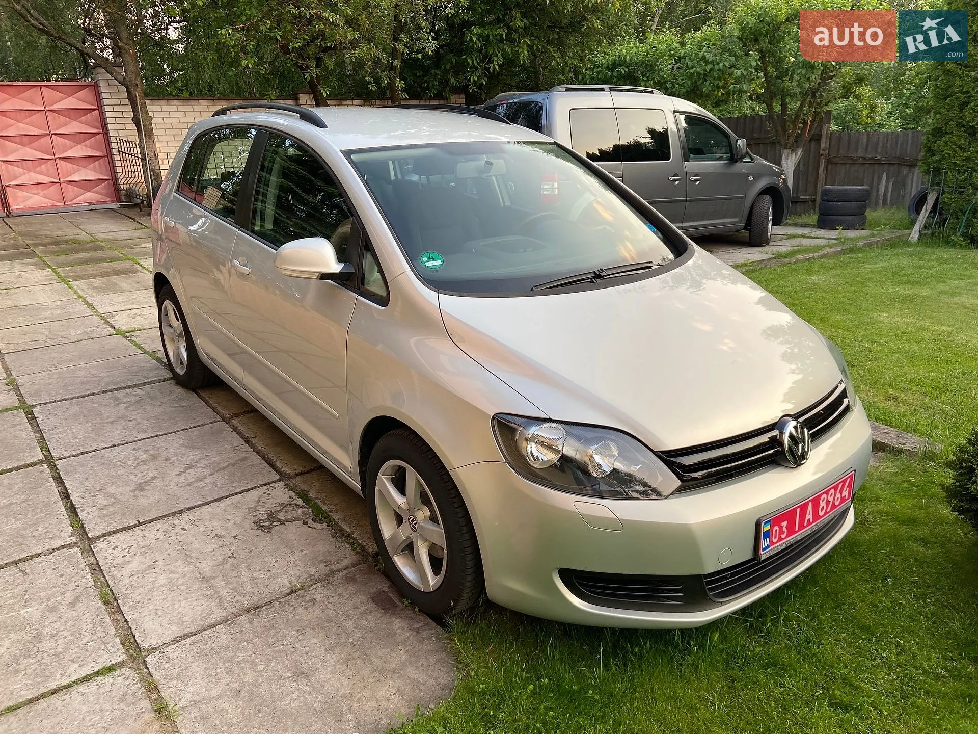 2010 Volkswagen Golf Plus - фото 1