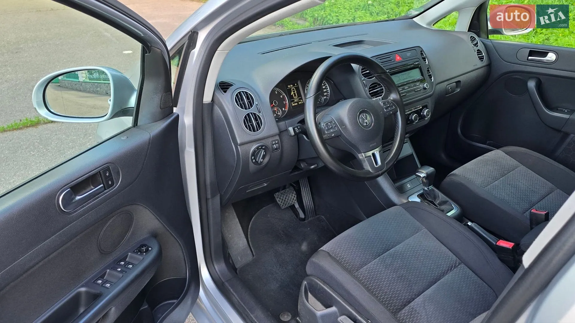 2010 Volkswagen Golf Plus - мініатюра 33