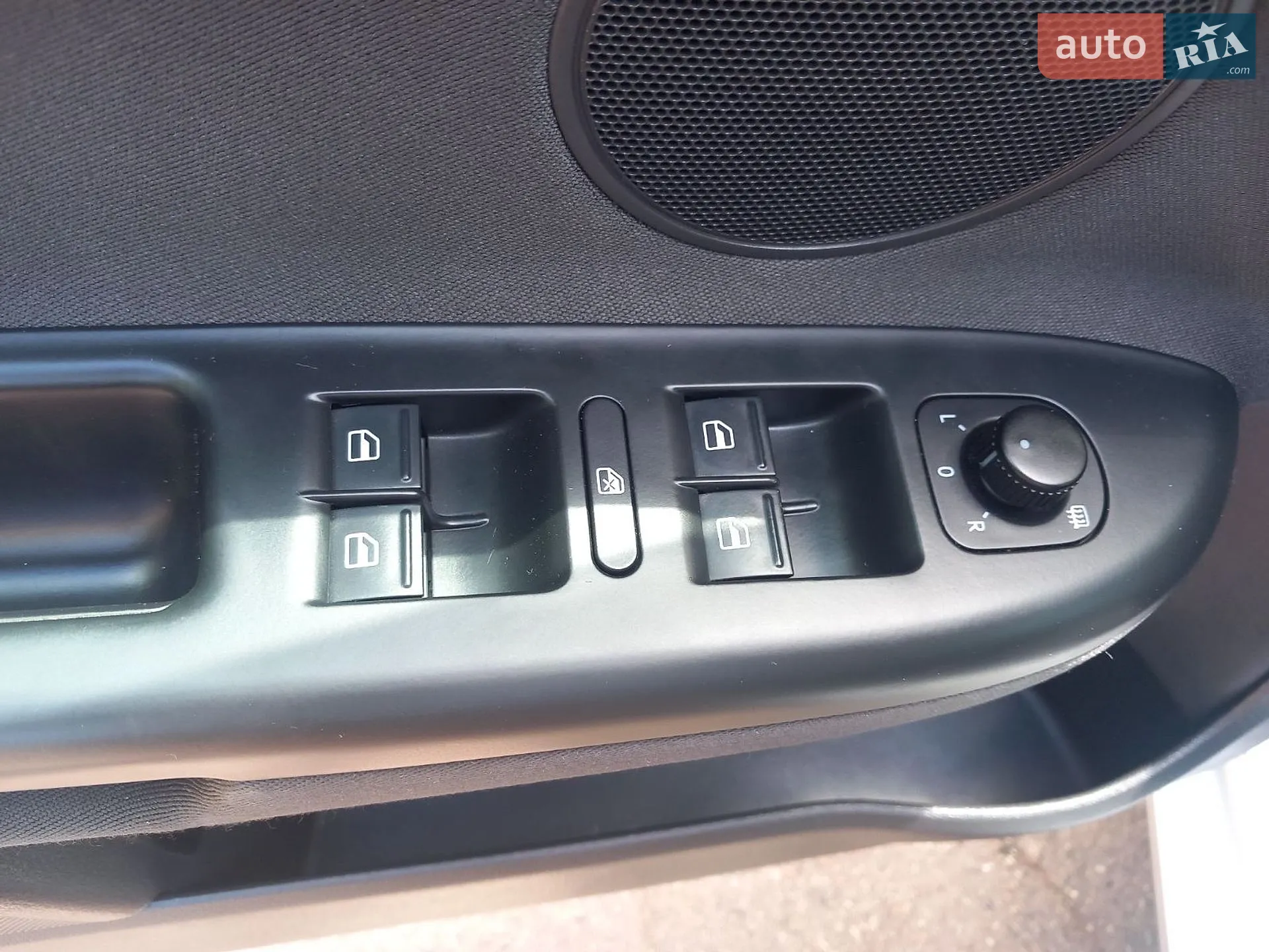 2010 Volkswagen Golf Plus - мініатюра 18