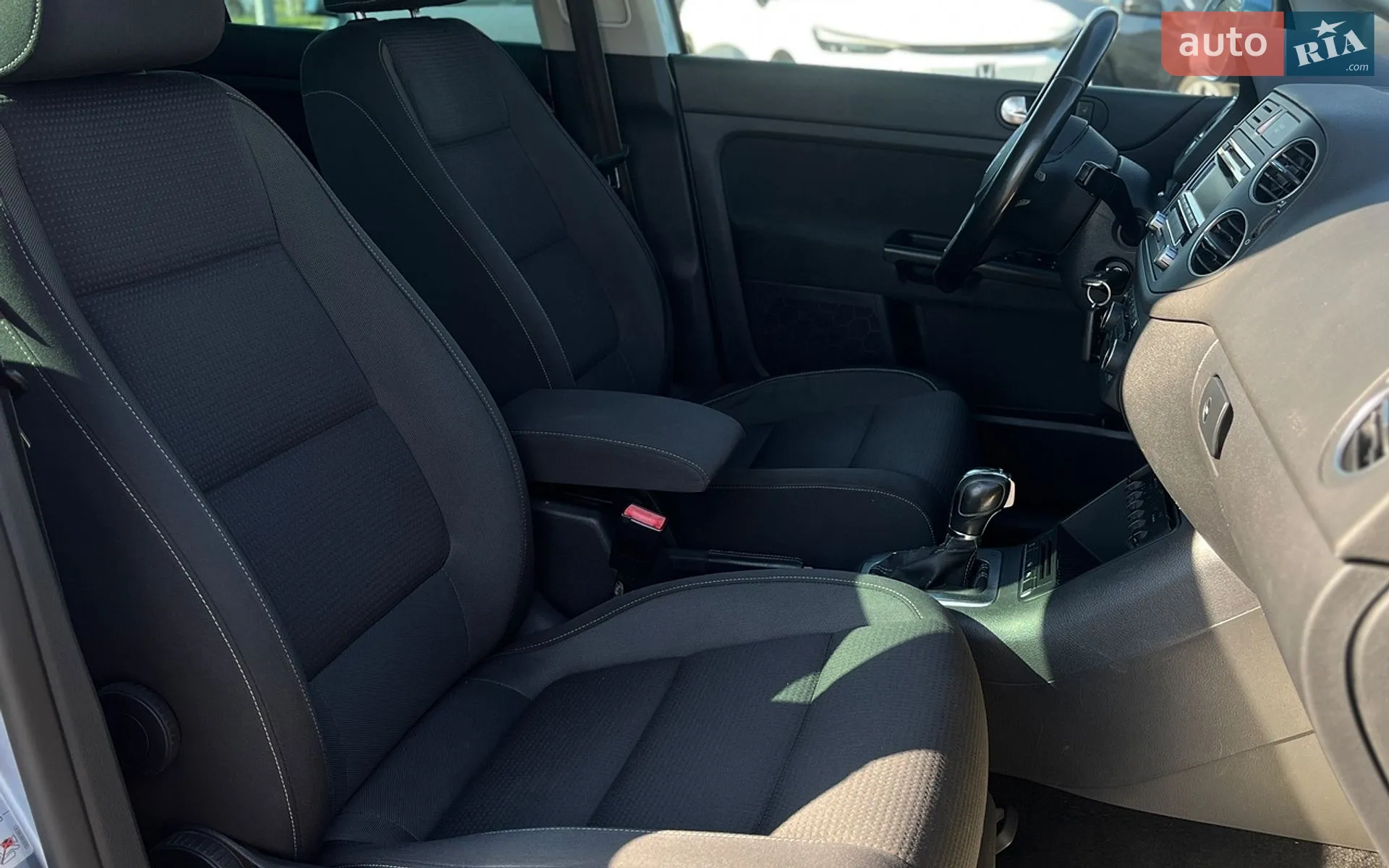 2011 Volkswagen Golf Plus - мініатюра 22