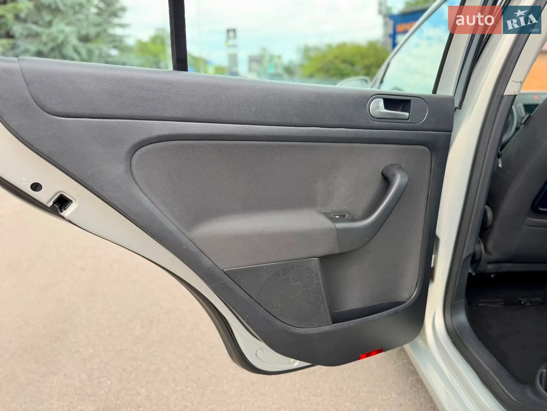 2012 Volkswagen Golf Plus - мініатюра 27