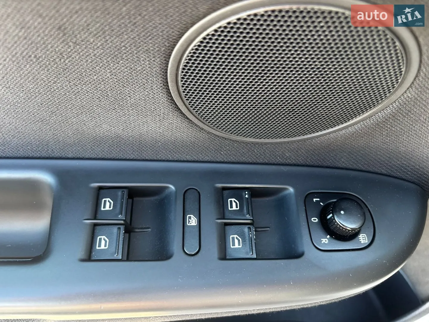 2010 Volkswagen Golf Plus - мініатюра 19