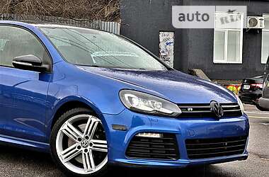 Хэтчбек Volkswagen Golf R 2012 в Киеве