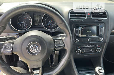 Хэтчбек Volkswagen Golf R 2012 в Киеве